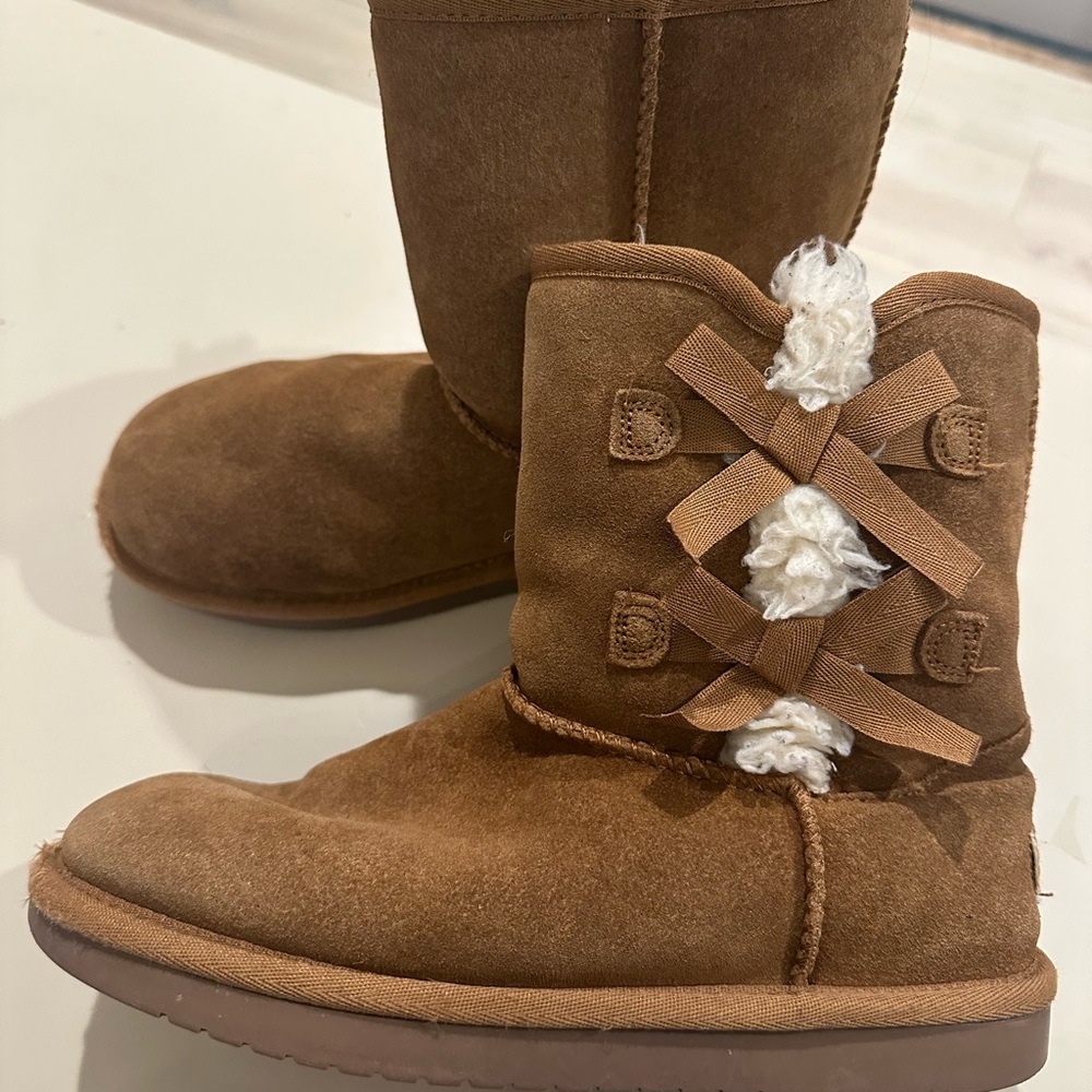 Girls Koolaburra by UGG Victoria Brown Suede Boots with Bow Details